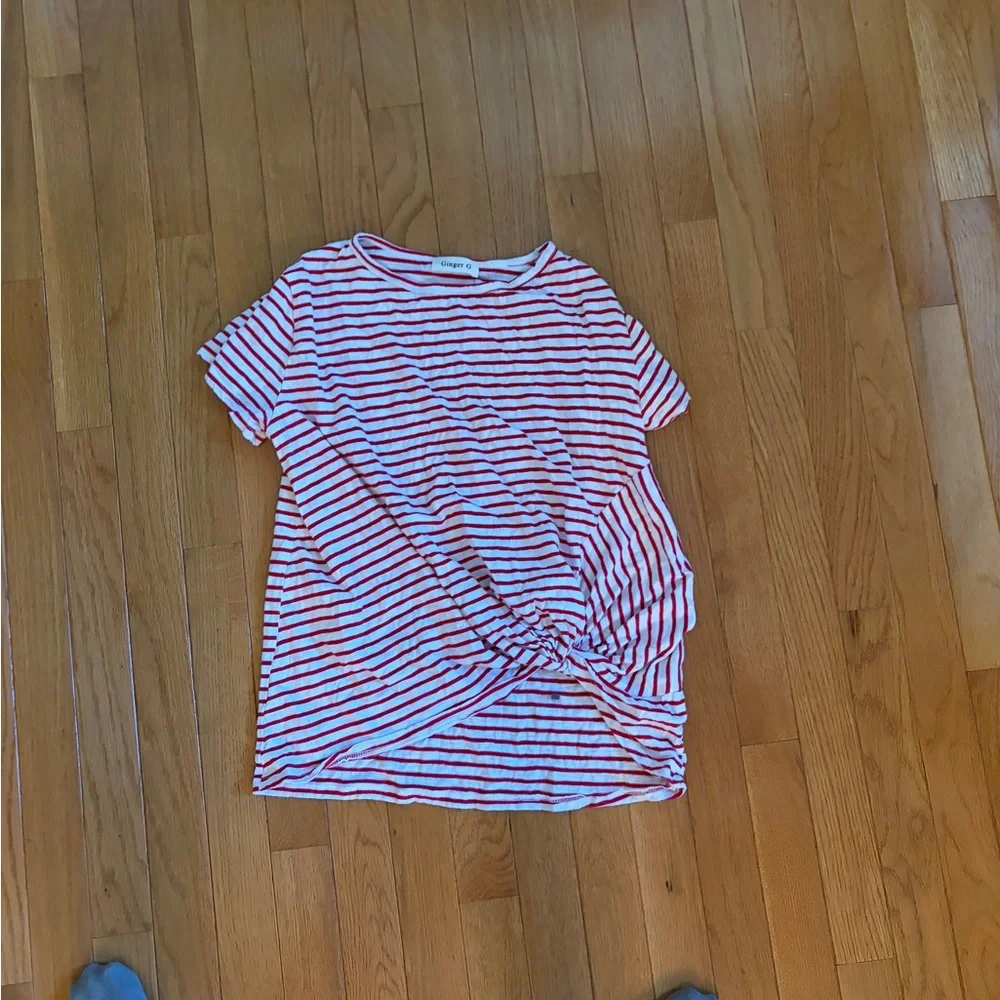 Red and White Striped Knot Tee - Picture 1 of 1